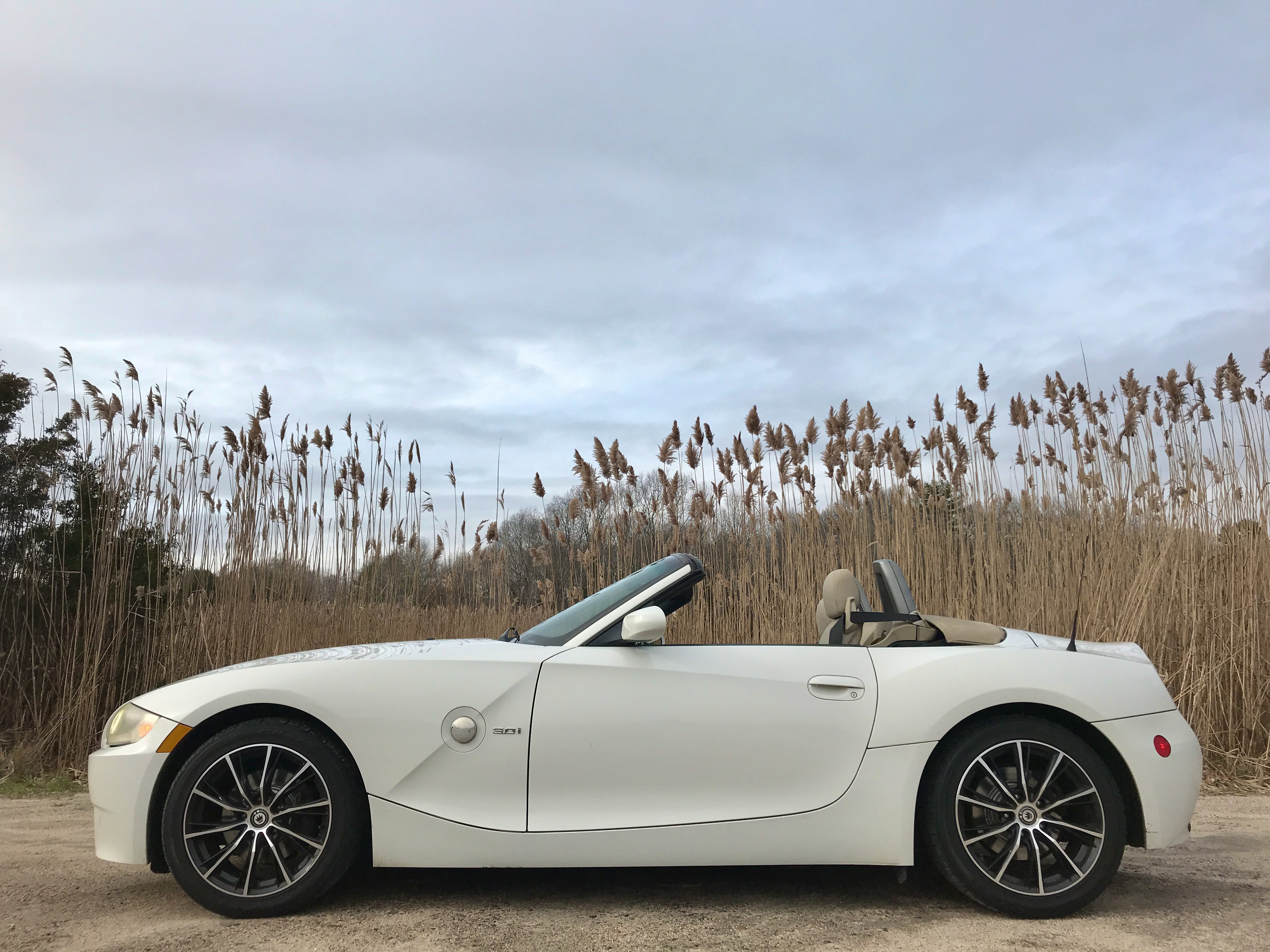 2006 BMW Z4 3.0i 6-Speed Roadster Convertible Cabriolet – 3.0L N52 Inline-Six, Rear-Wheel Drive,Spartanburg-Built — hero